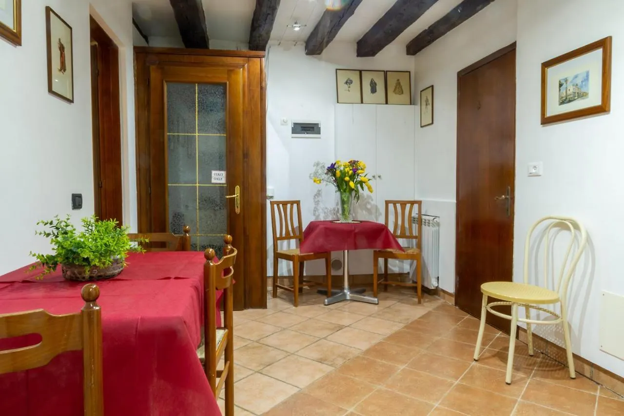 Art Dreams Apartment Teatro Italia Venezia Italia